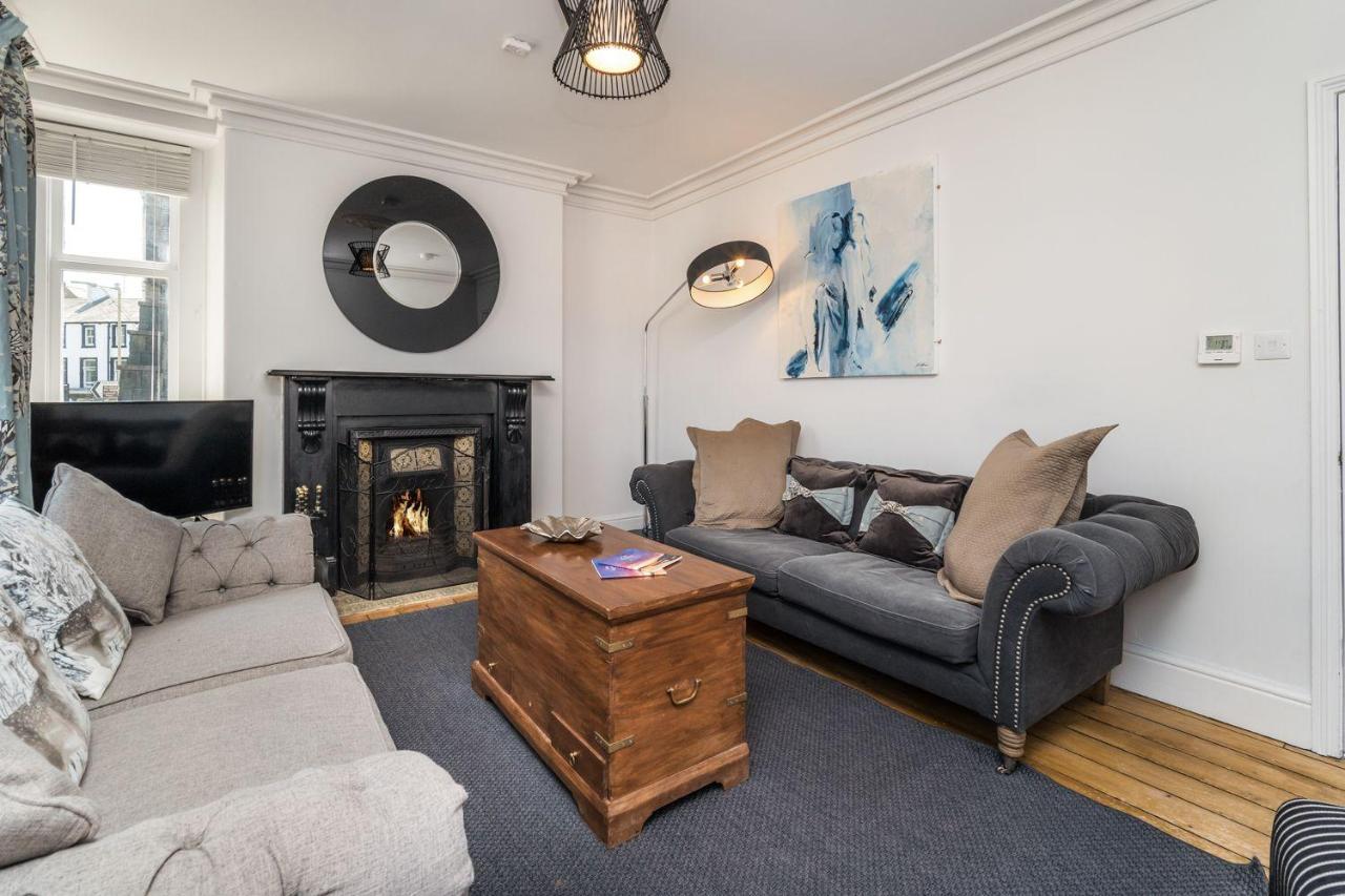 3 The Townhouse Βίλα Κέσγουικ Εξωτερικό φωτογραφία